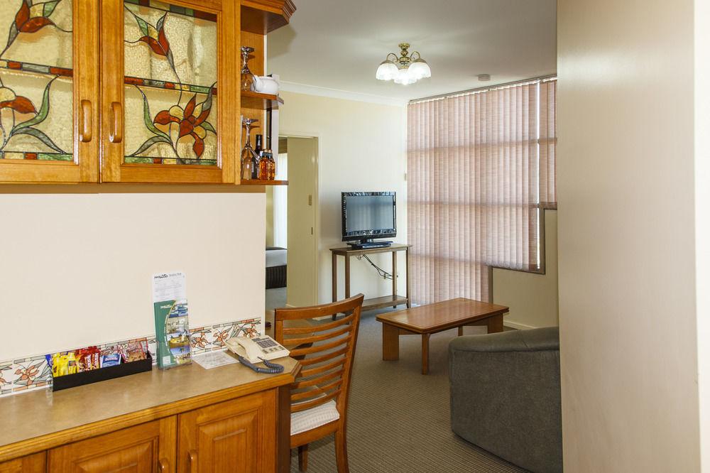 Mcnevins Maryborough Motel Bagian luar foto
