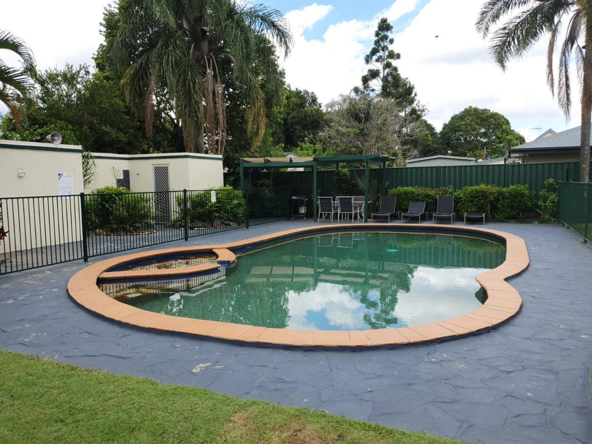 Mcnevins Maryborough Motel Bagian luar foto