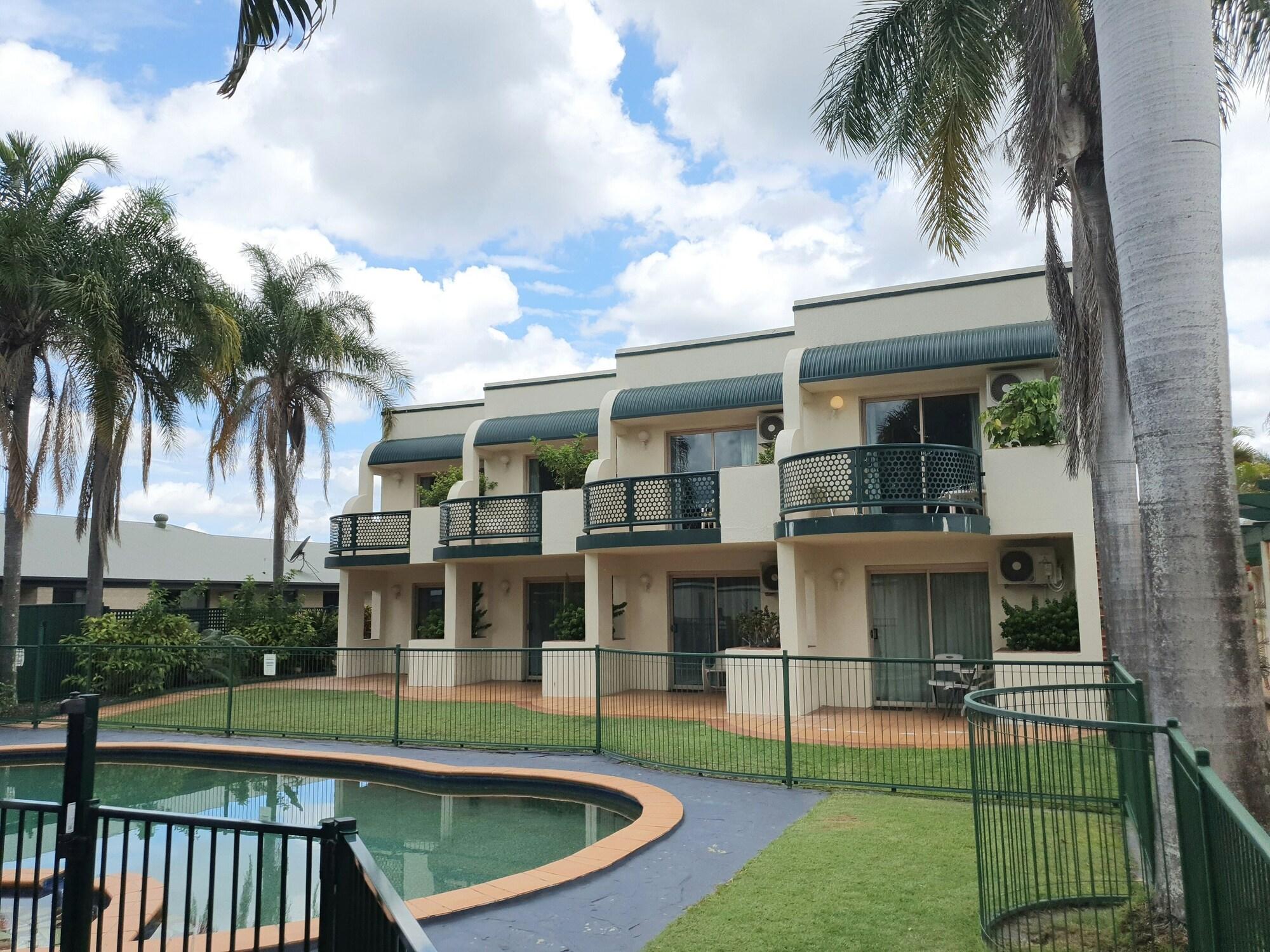 Mcnevins Maryborough Motel Bagian luar foto