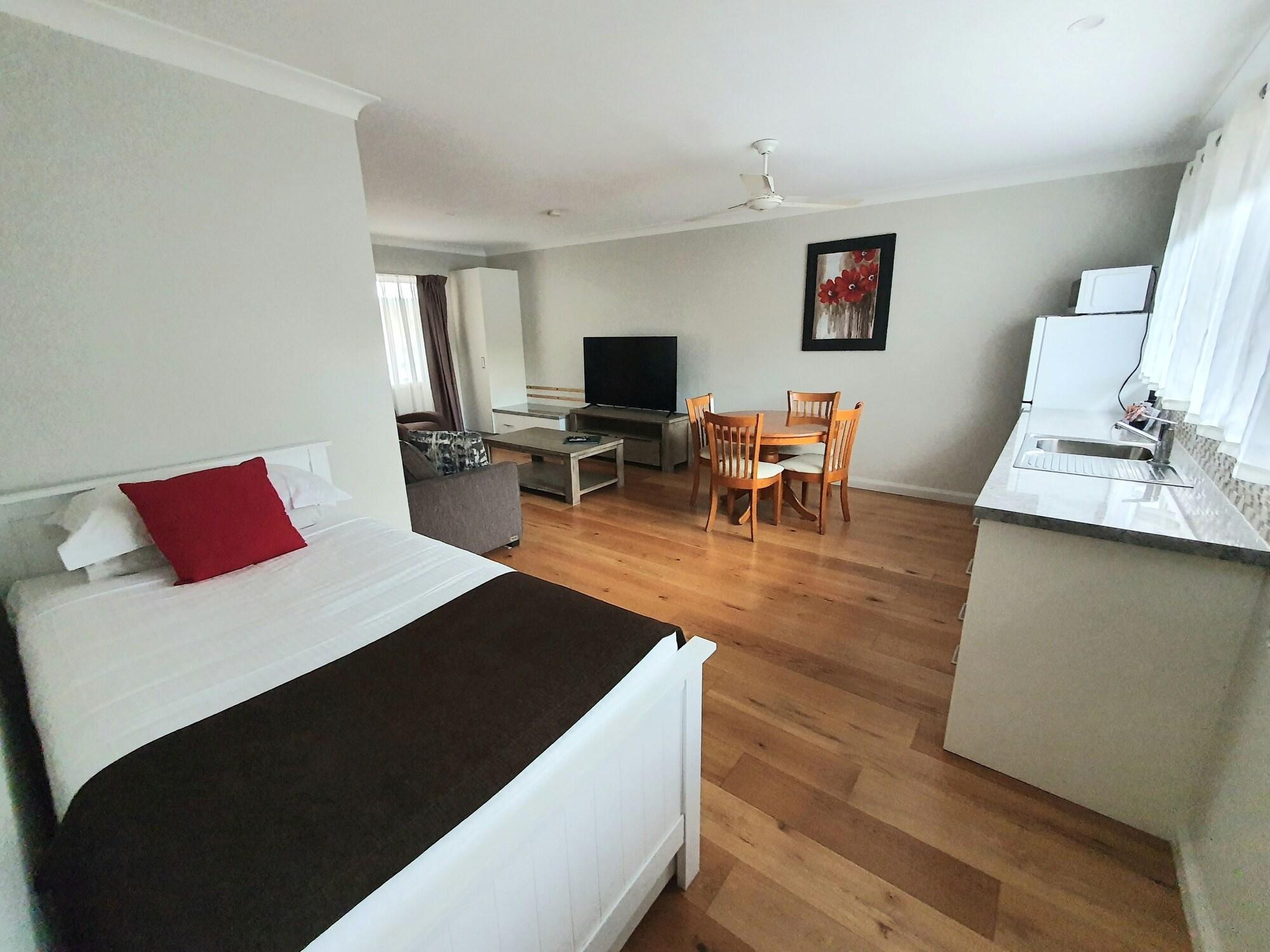 Mcnevins Maryborough Motel Bagian luar foto